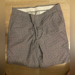 Mens Greg Norman Golf Shorts Gray Size 36